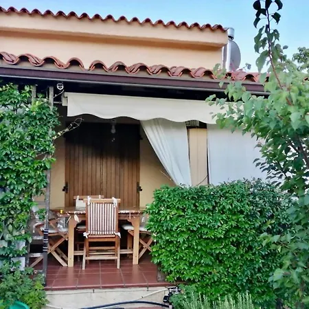 Ombretta House *